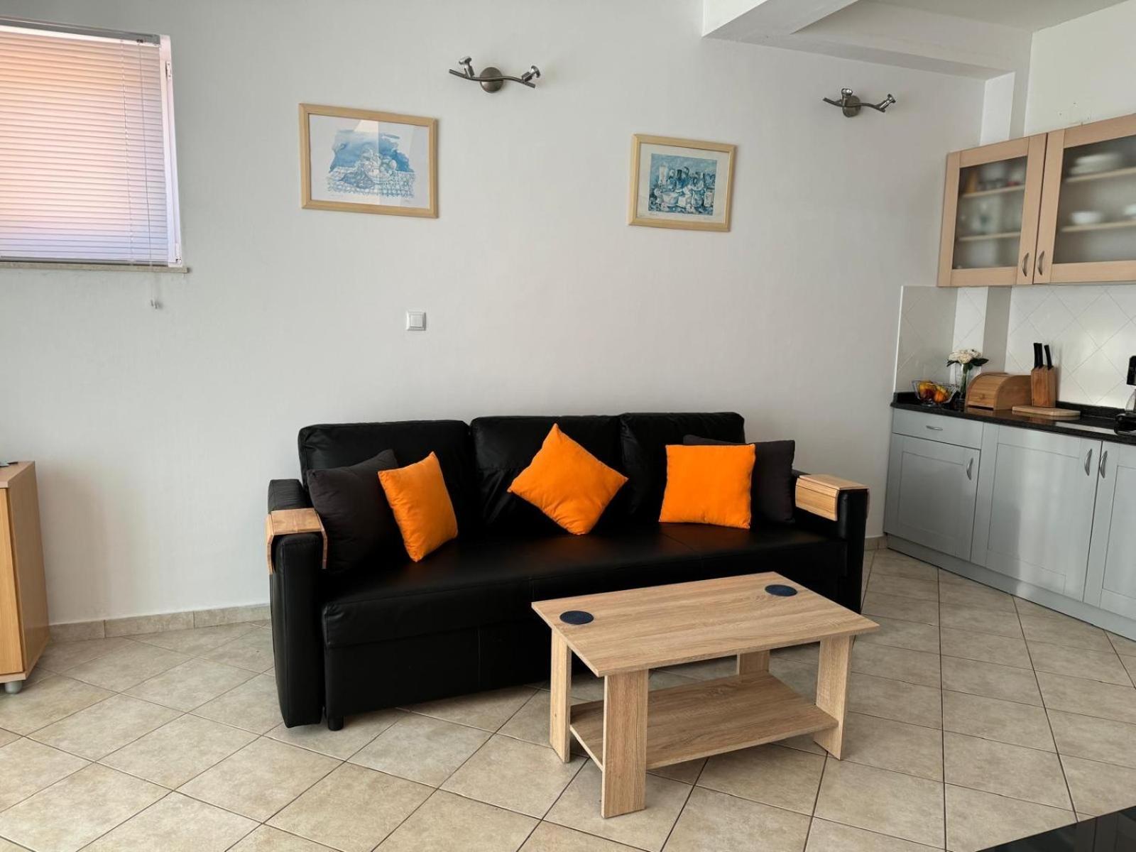 Lovely Split Level Apartment With Sea View, Pool, Free Parking And Wifi Cavtat Exterior foto